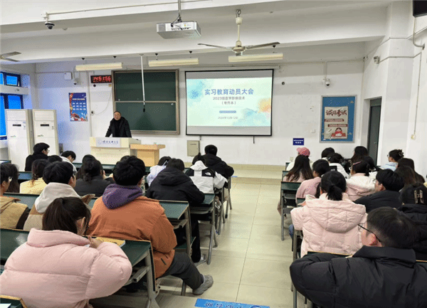 香港小鱼儿二站资料图子