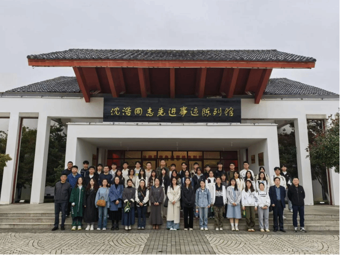 香港小鱼儿二站资料图子